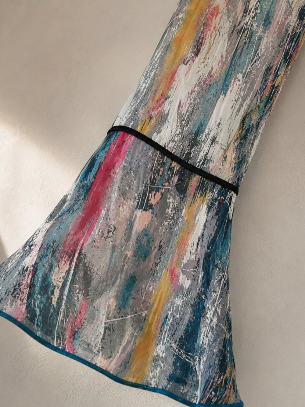 Tolani Silk Abstract Paint Splatter Blouse L - Picture 2 of 6